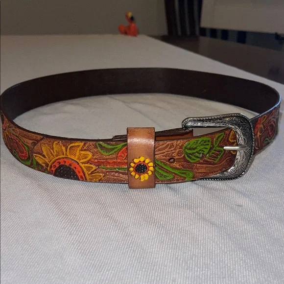 Floral Embossed Brown Leather Belt - Picture 1 of 4
